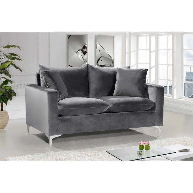 Gray Velvet 3-Piece Sofa Set E16628