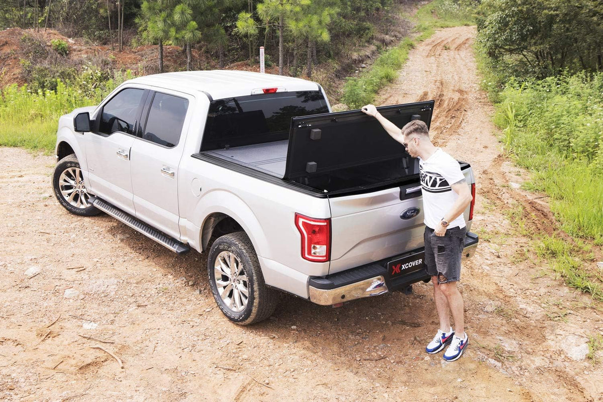 Low Profile Hard Folding Truck Bed Tonneau Cover M20767
