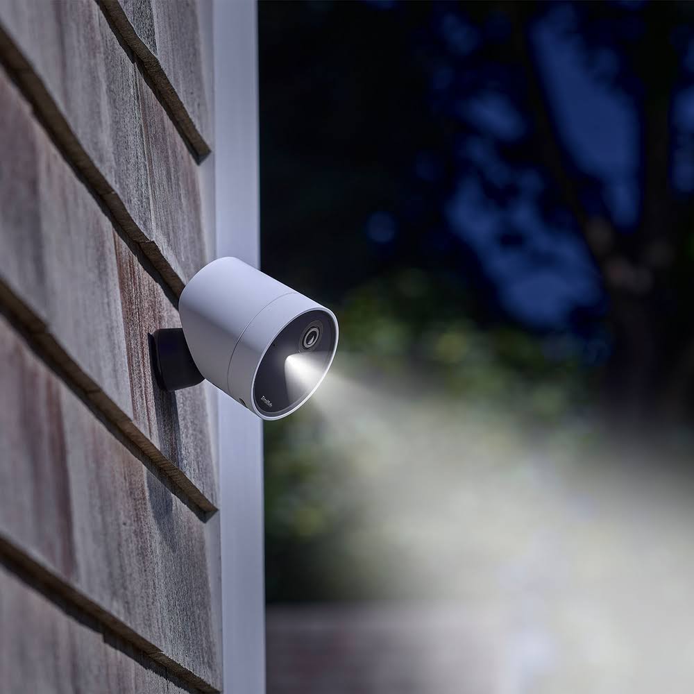 Wireless Outdoor Security Camera White E4013