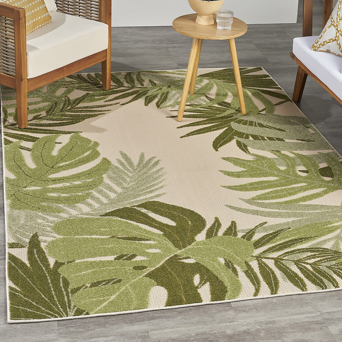4' x 6' Ivory Green Area Rug E598