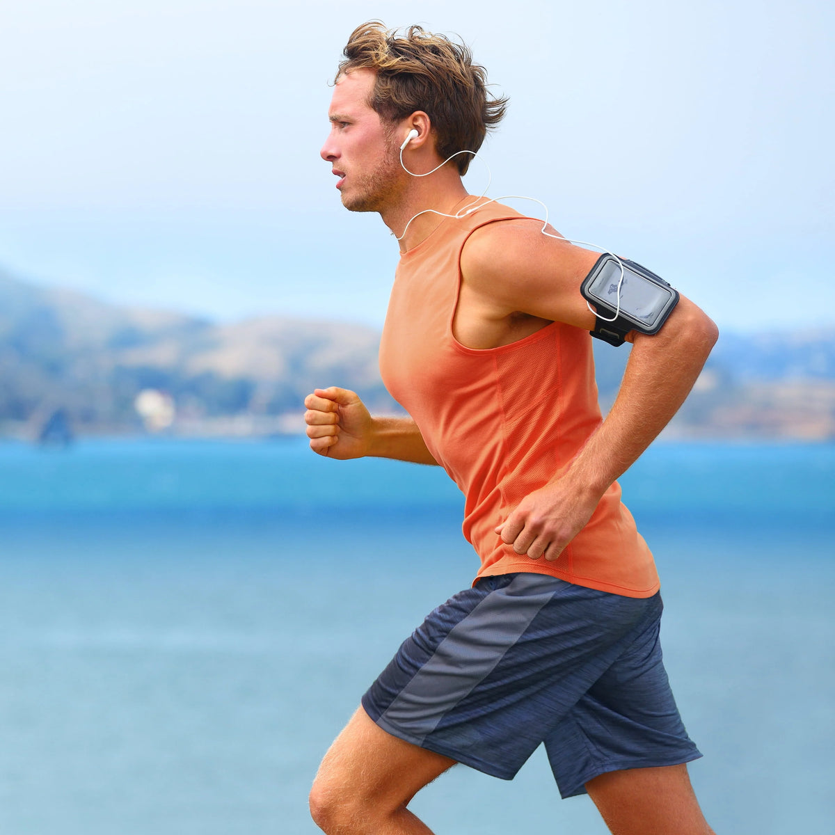 Men's Dry-Fit Athletic Shorts with Two Side Pockets O157519