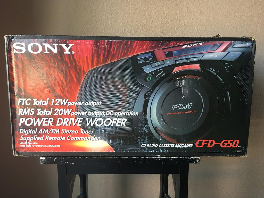 Portable AM/FM/CD Cassette Boombox O77765