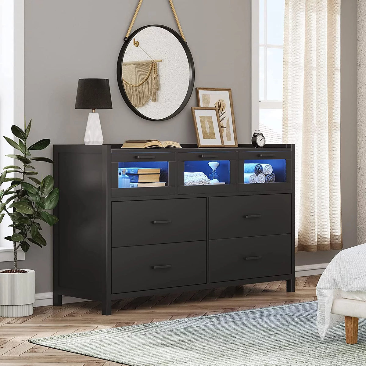 White 7 Drawer Wooden Dresser N4755