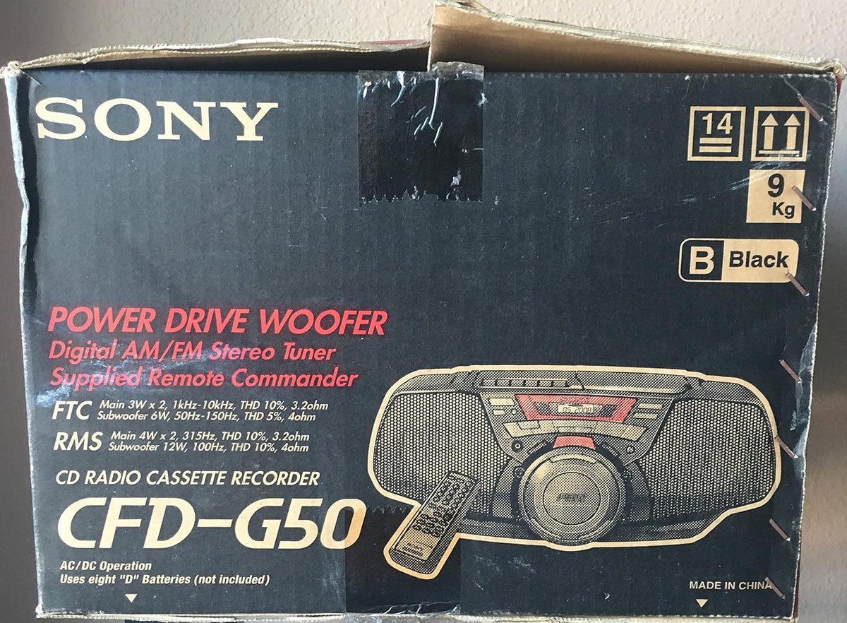 Portable AM/FM/CD Cassette Boombox O77765