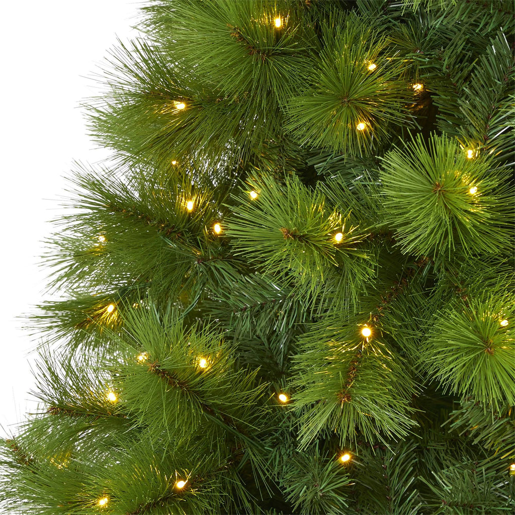 Green Artificial Christmas Tree with 600 Clear LED Lights N28544