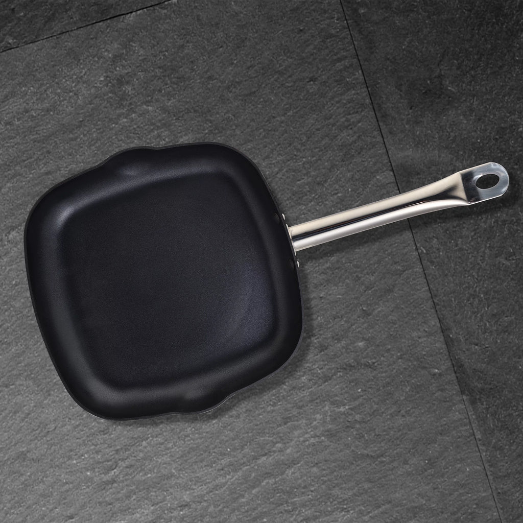 11" Black Cast Aluminum Non Stick Griddle Pan U841