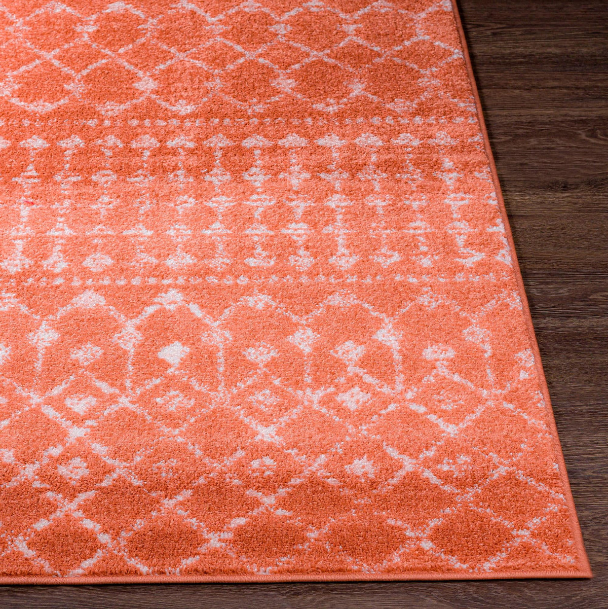 5x7 Coral Area Rug M68071