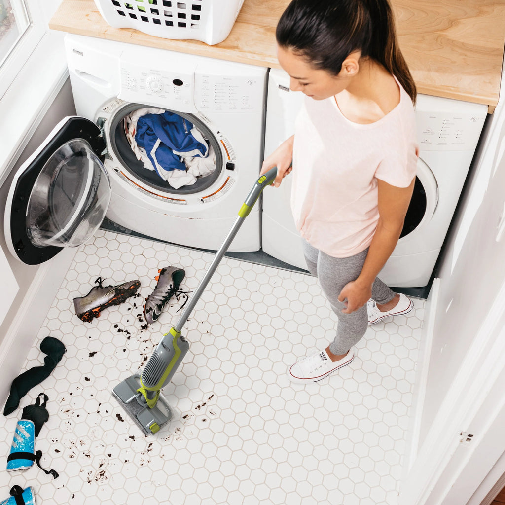Cordless Hard Floor Vacuum Mop with Disposable Pads W4028