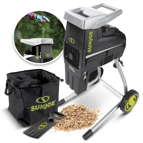 15-Amp Corded Electric Wood Chipper Shredder with Collection Bag Z820