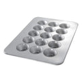 Glazed Pecan Roll Pan O418