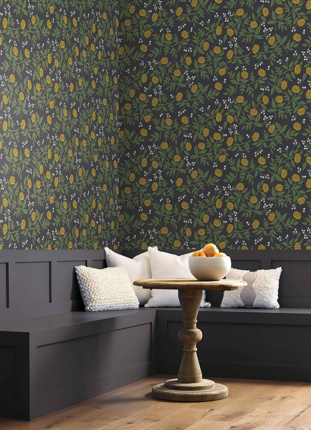 Black & Gold Peonies Wallpaper U143