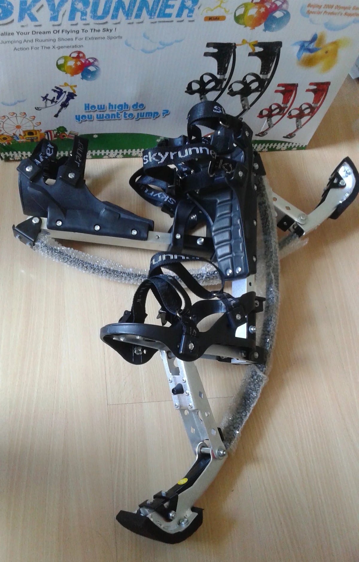 Black Kangaroo Shoes Jumping Stilts Z9651