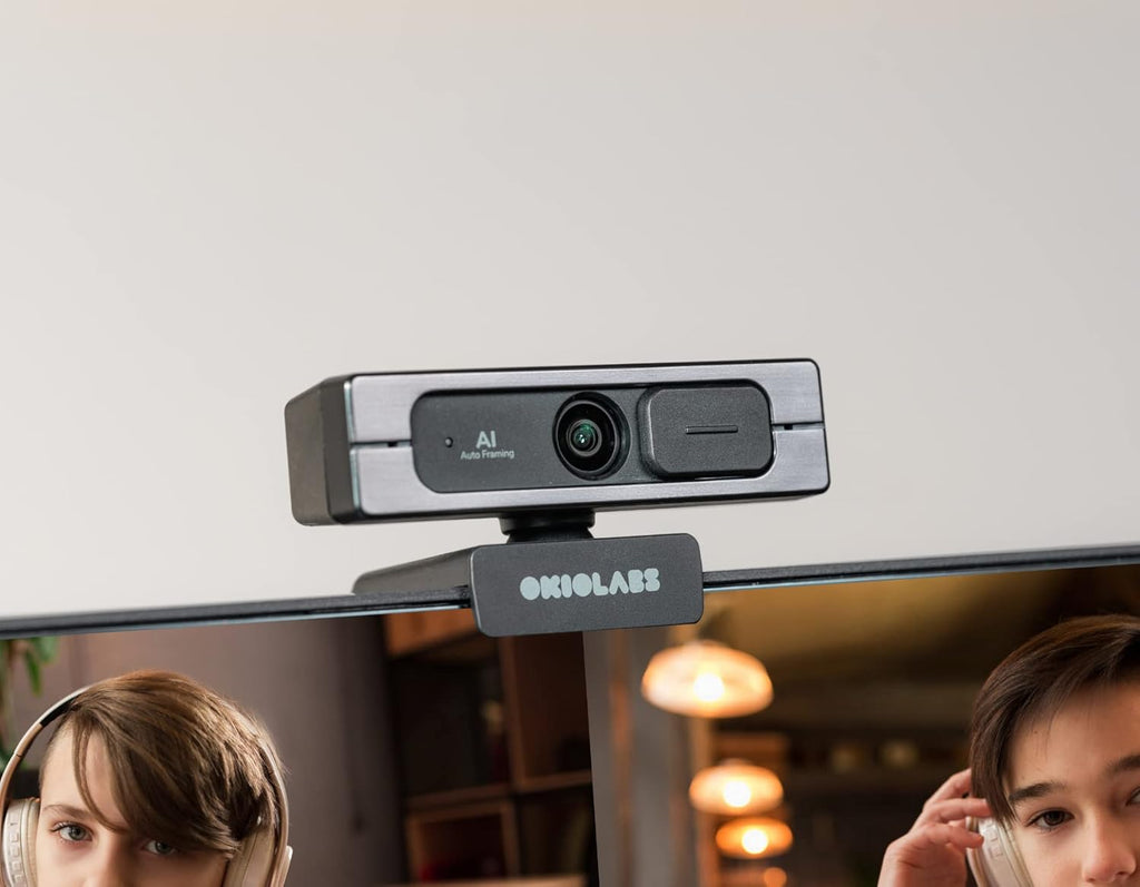 4K Ultra HD Webcam with AI Auto Framing, Wide 125-degree View, Dual Mics & Built-in Privacy Cover, with Tripod F2689