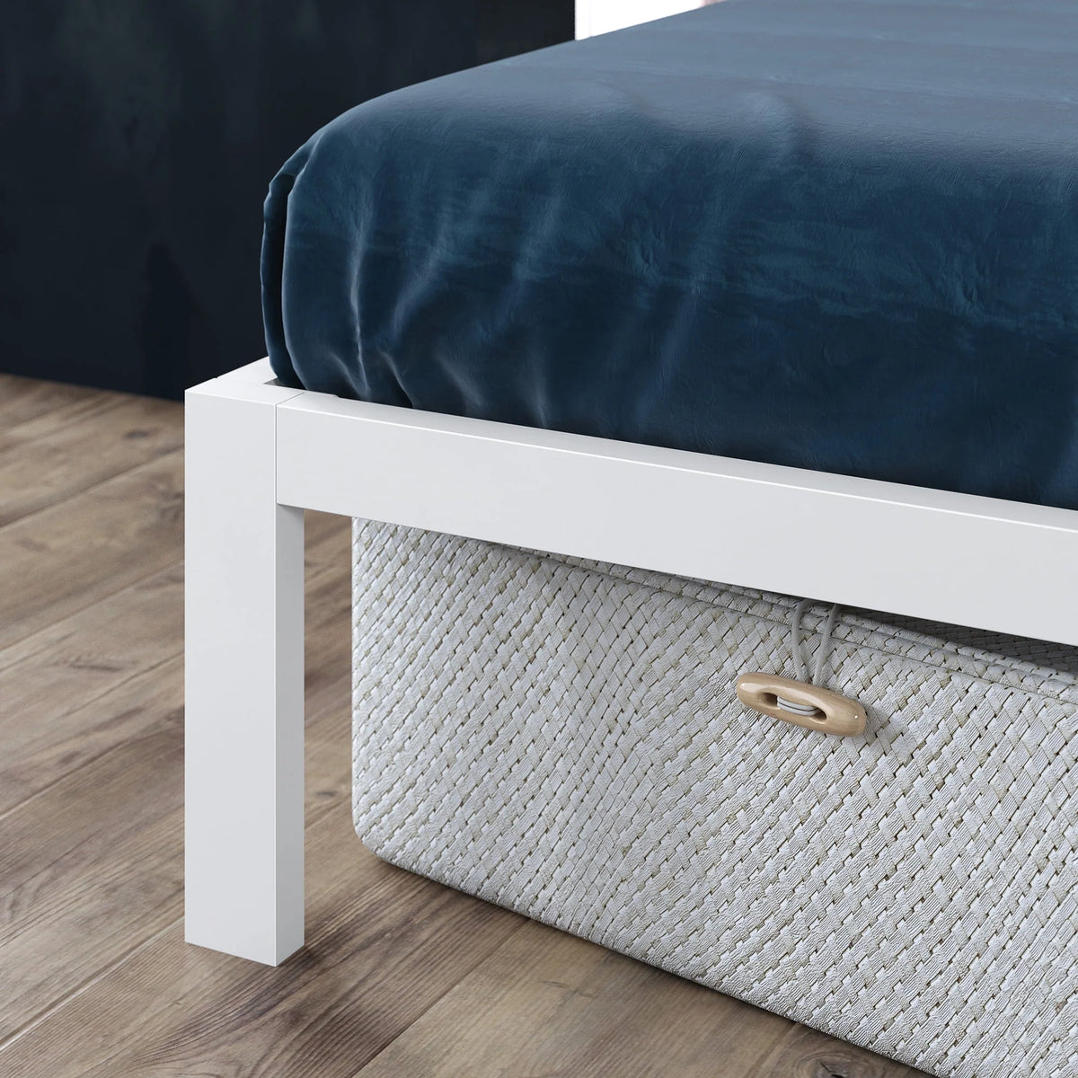 Black Metal Platform Bed Frame, Queen Z833581